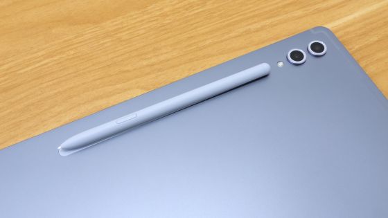 Attach the S Pen to the Galaxy Tab S10 Ultra