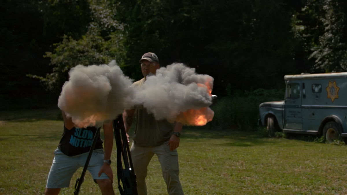 SMOKEY のっ WOLF マズルフラッシュ 発砲煙
