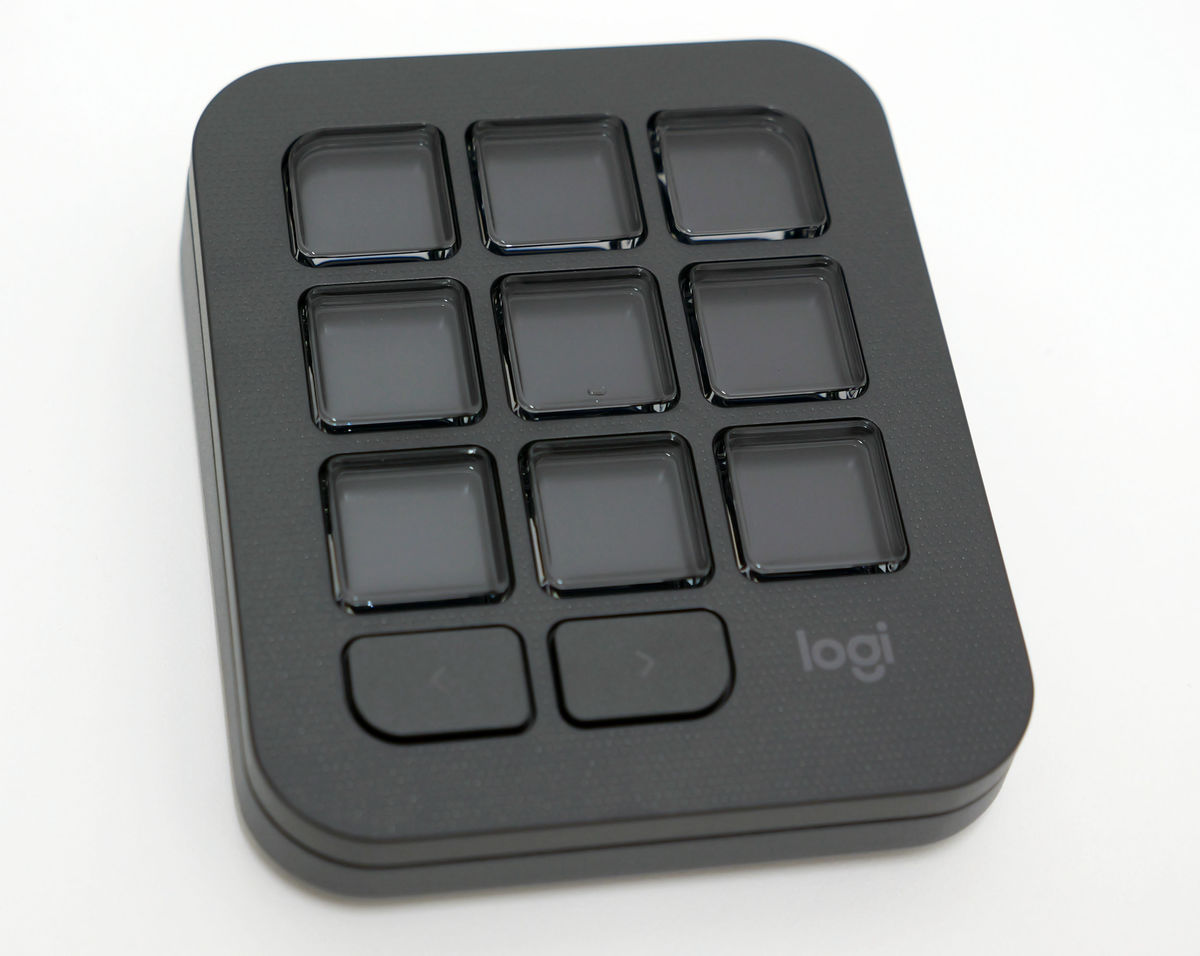 Photo review of the first left-handed device in the Logitech Photo review of the first left-handed device in the Logitech