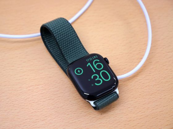 Ricaricare Apple Watch Serie 10