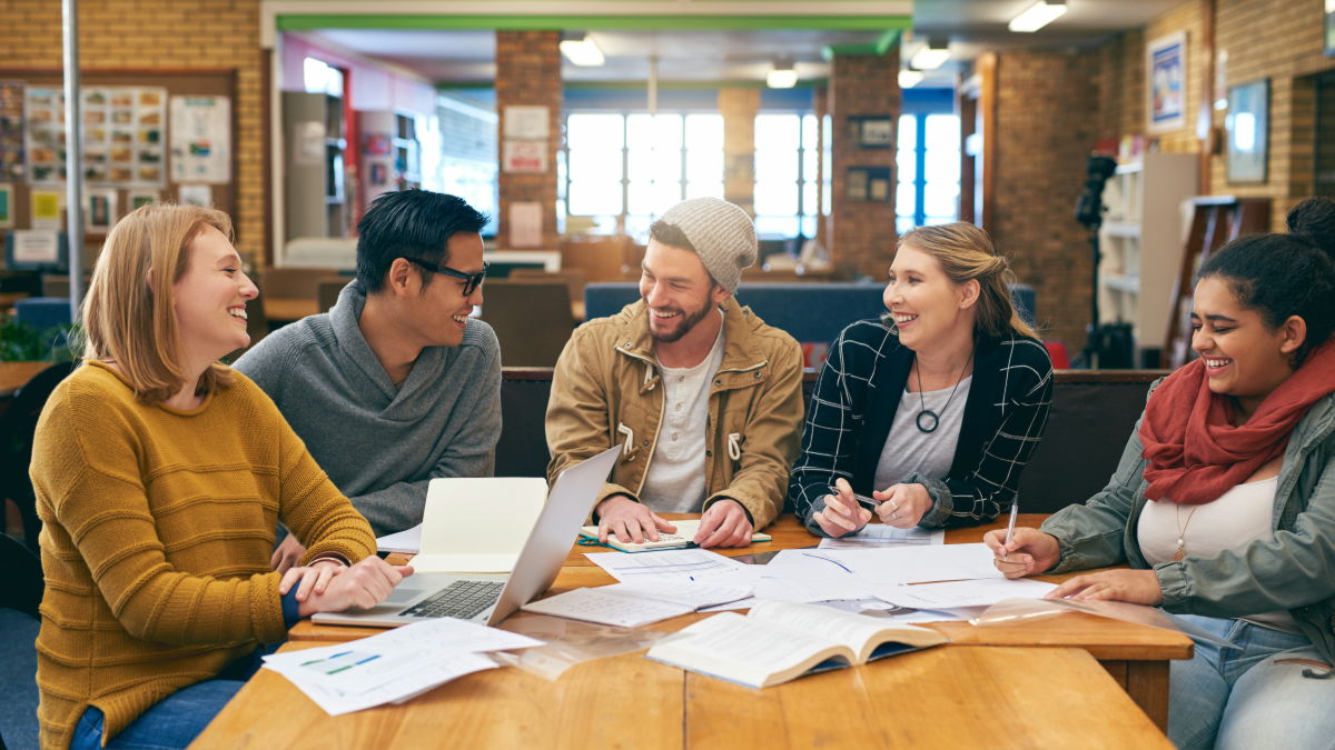 Research results announced that ‘college graduates live about seven years longer than high school graduates’