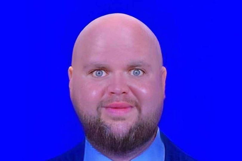 スマホにハゲたアメリカ副大統領J・D・ヴァンスのミーム画像を保存していた観光客がアメリカ入国を拒否される