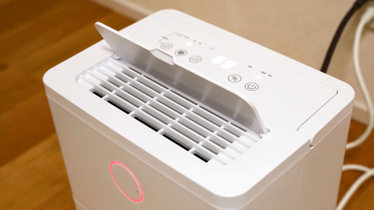 山善のコンプレッサー式小型除湿機「YDC-J03」を実際に使って