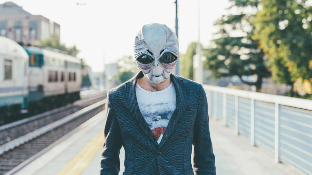 The US government has registered a new government domain, aliens.gov, possibly in preparation for releasing information about aliens.