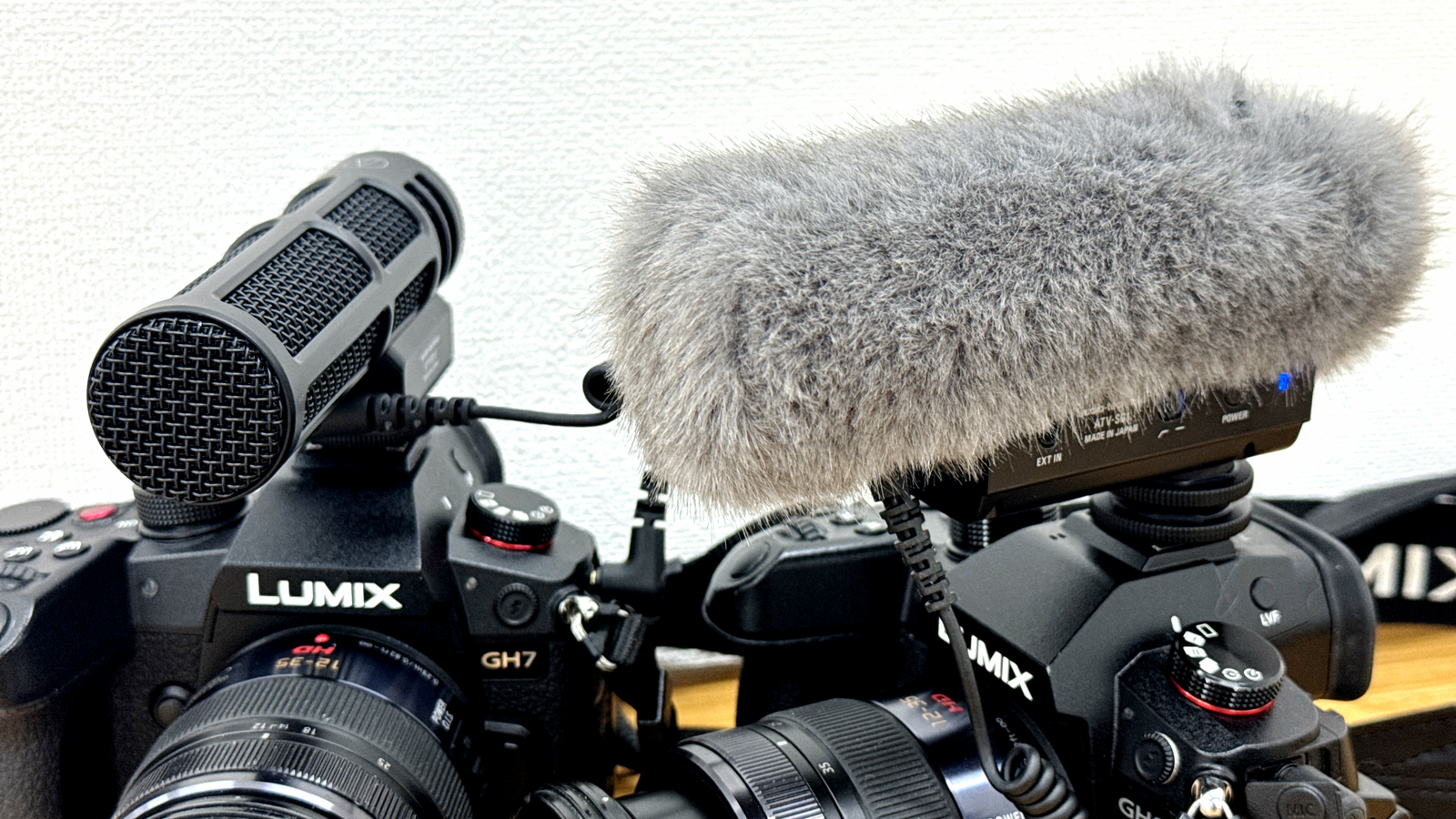 カメラに装着可能で特定方向の音を集中的に拾えるオーディオテクニカの超指向性ガンマイク「ATV-SG1LE」「ATV-SG1」レビュー