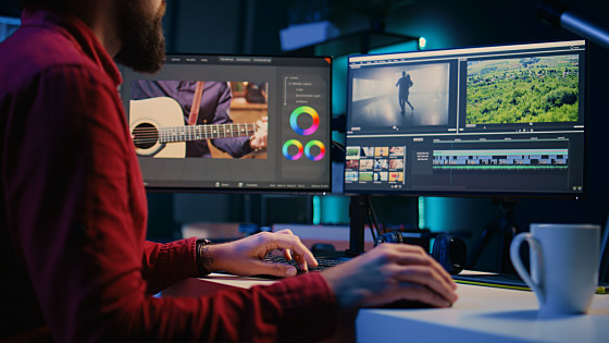 Gemma 4をMacBookで実行して「大量の動画ファイルの説明文」を実行したAI開発者の記録が興味深い