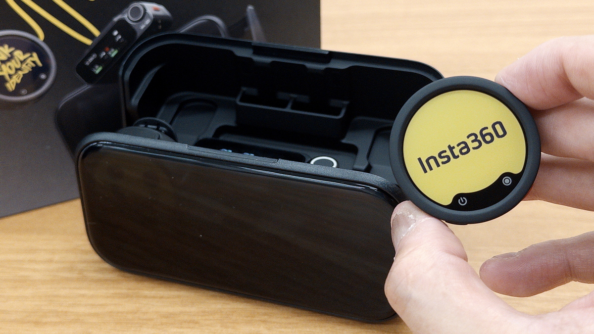 E-Inkディスプレイ・3マイクアレイ・32bitフロート録音に対応した「Insta360 Mic Pro」外観レビュー